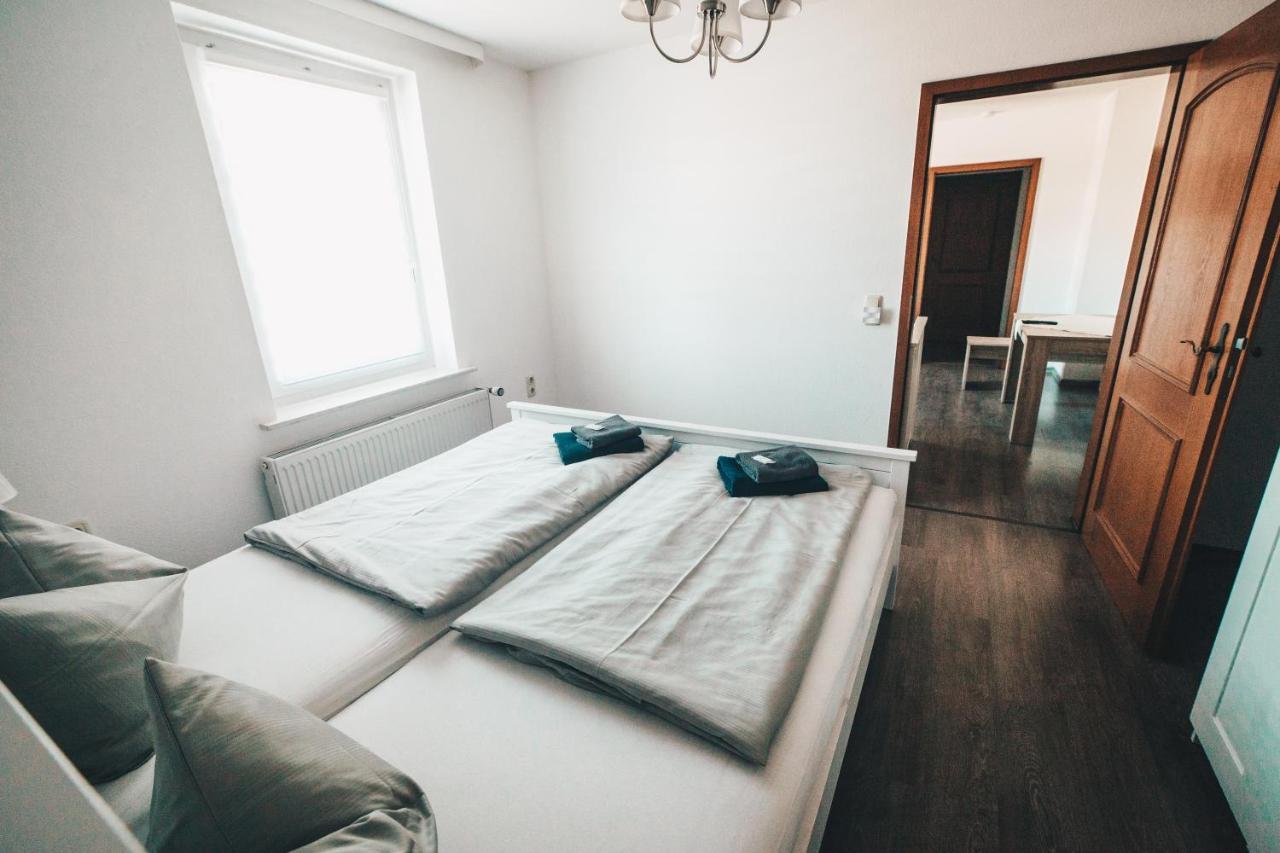 Hotel Und Pension Al Dente Nunchritz Екстер'єр фото